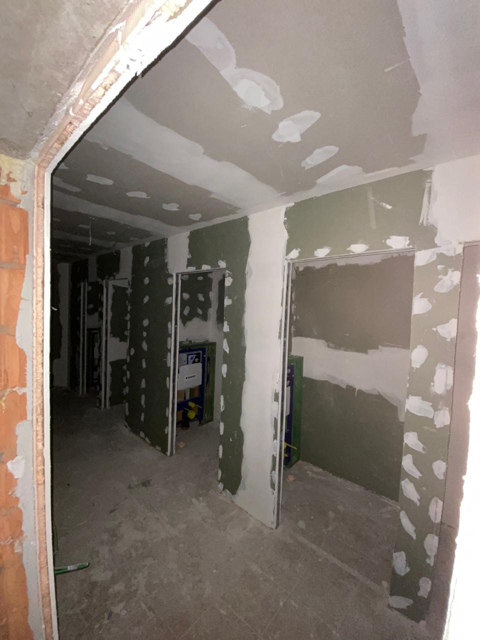 Sanitair blok — Voor
